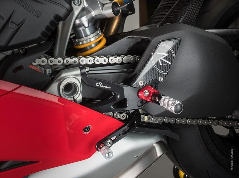 Pedane Regolabili R Version per Ducati Naturale